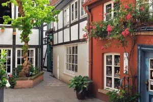 Exploring the Enchantment of Bremen's Schnoor Quarter