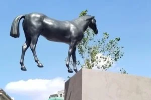 Madrid's New Sculpture Sparks Debate on Art and Safety